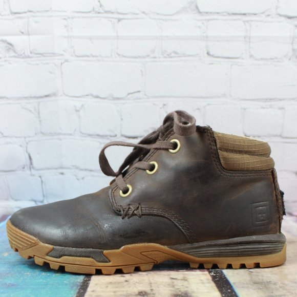 tactical chukka boots